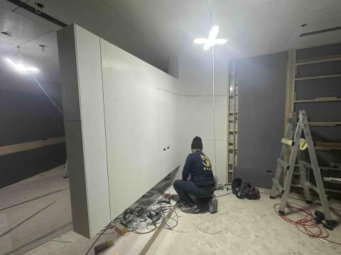 米上國際有限公司 - 