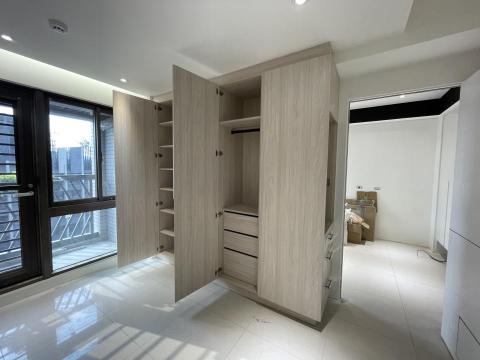 江明宰 - 住家衣櫃