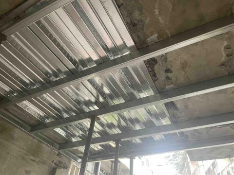 吉米工作室 - 浴室頂鋼層板