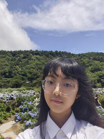 提供寫文章服務的專家簡如慧