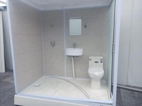 洪國水 - 組合屋室內淋浴間