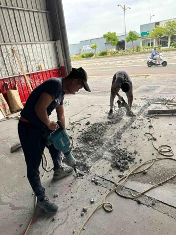 鑫盛工程 （拆除、油漆、清潔） - 切割、打石作業