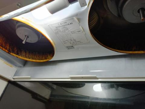 錩育有限公司 - 清洗前 錩育有限公司 - 清洗前