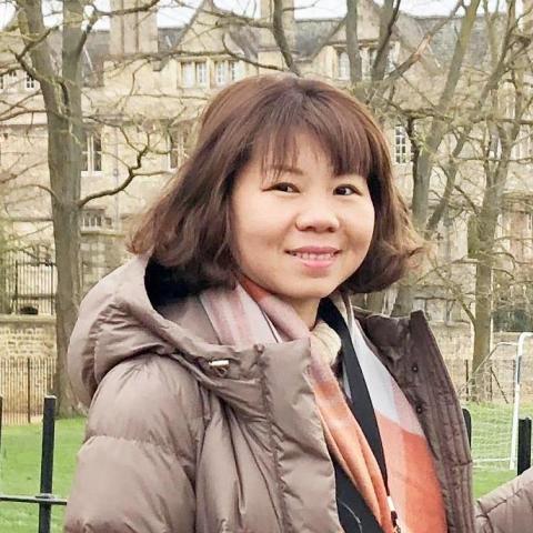 提供74包包服務的專家蔡蘿拉