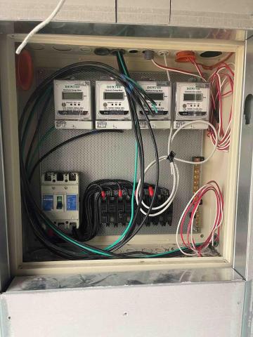 池衍水電工程行 - 分錶配置 池衍水電工程行 - 分錶配置