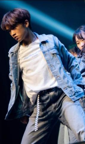 李冠賢 - RS11舞展照片