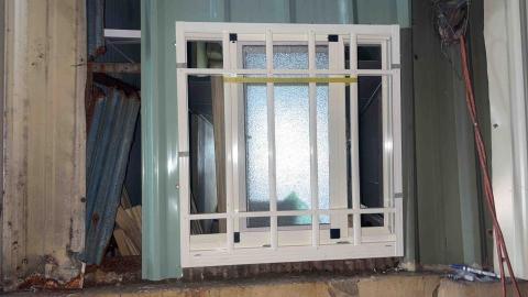 藍全能工作室 - 裝鋁窗 藍全能工作室 - 裝鋁窗