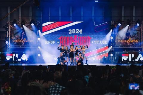 黑花(兒童街舞、肢體開發、 Popping、MV舞、成人街舞 - 兒童Kpop