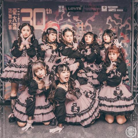 黑花(兒童街舞、肢體開發、 Popping、MV舞、成人街舞 - 