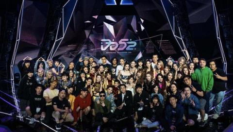 眷 - 節目收官後，製作組合照