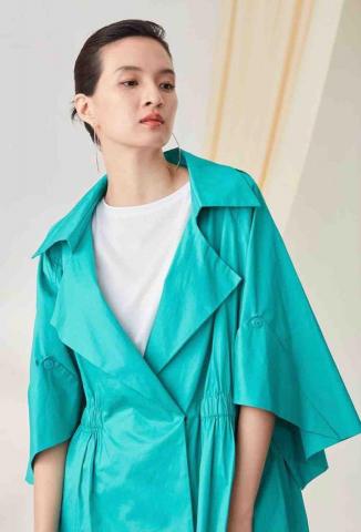 Farah菲拉彩妝芳療工作室 - YIBO服裝品牌目錄妝髮