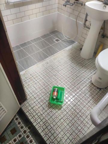 嶸源工程行 - 浴缸拆除後貼磚+地板止滑