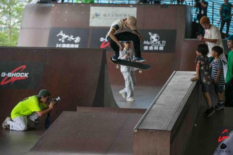 HYPER WOOF 小傅 專業滑板教學 - Skate photo