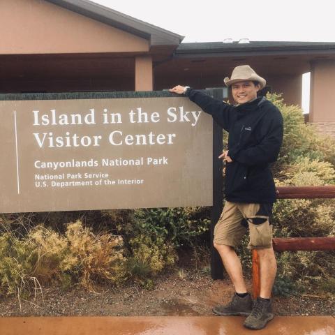 提供2049國泰服務的專家Yucheng Lee