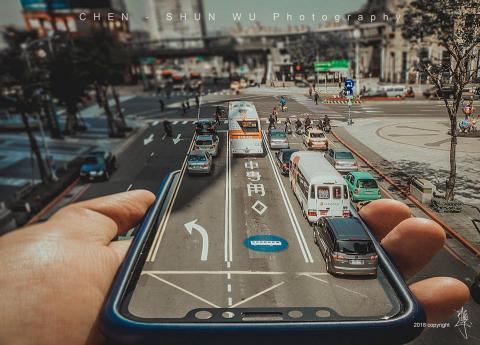 吳正順 - 攝影與PHOTOSHOP的創意合成
虛實的視覺效果