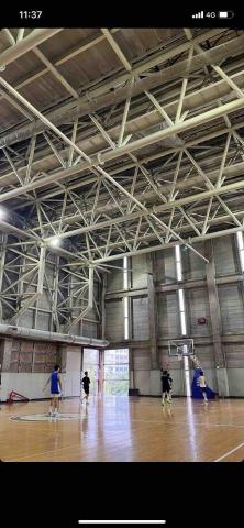 林信安 -  假日會跟朋友去打籃球