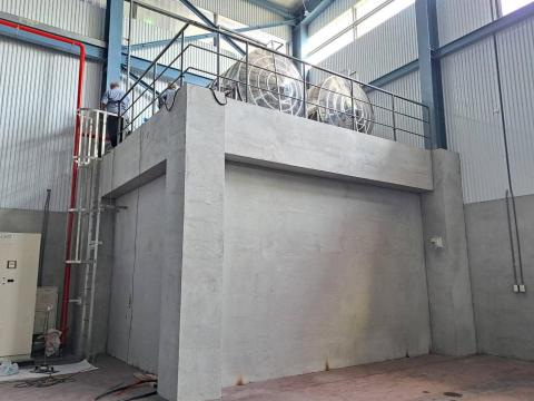 屏東富瀛不鏽鋼 - 高雄林園-廠房設置護龍爬梯