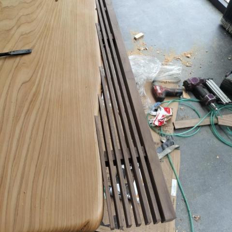 達佑裝修 - 實木桌~右側完成造型