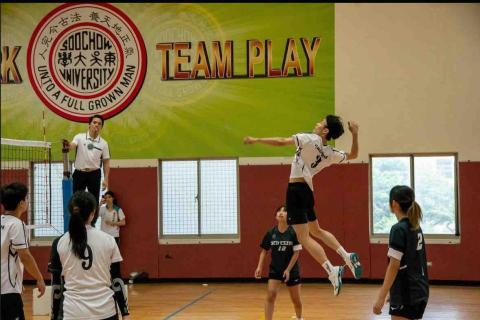 李文詠 - 東吳大學資訊管理運動會攝影