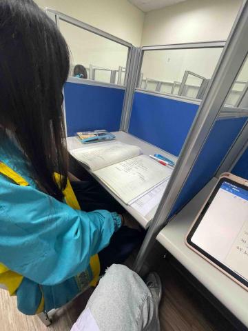 陳威妤 - 先前社會科一對一課程照片