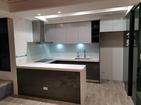 百昇名廚 - 現代感開放廚具設計