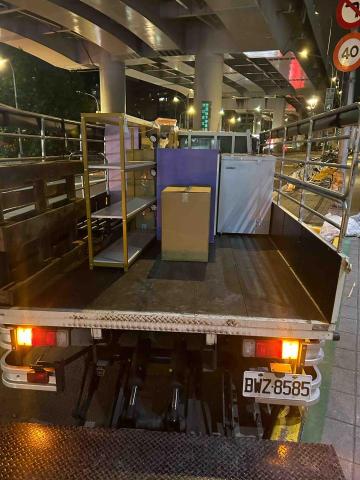 洪偉清 - 5/31櫃位遷移；台北南港<台北車站