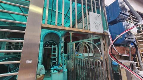 水電葉師傅 - 裝不下了老闆好多顆電錶啊