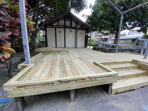 黃榆芫 - 南方松木地板