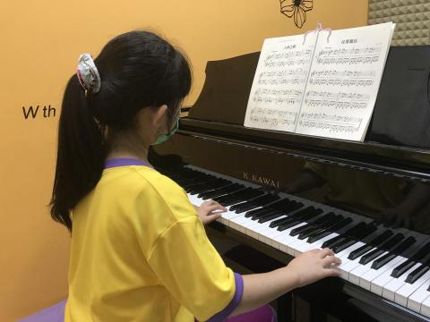 加樂鋼琴工作室 - 