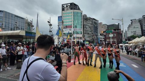 Lantings Studio影像彩妝主持工作室 - 節目採訪拍攝-大同世界(西門町專訪) Lantings Studio影像彩妝主持工作室 - 節目採訪拍攝-大同世界(西門町專訪)