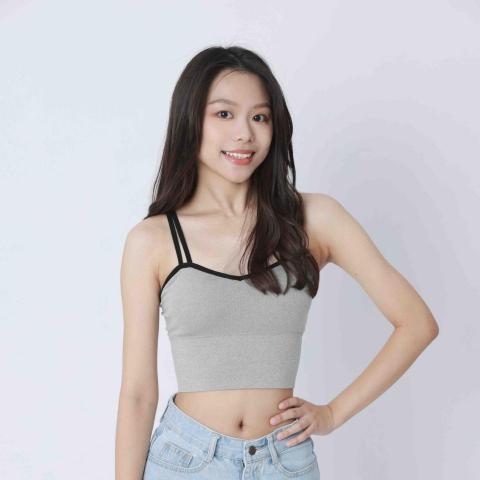 提供單人拉丁舞服務的專家李依蕁