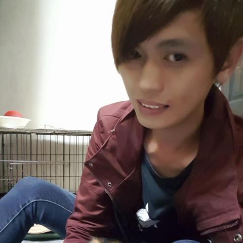 提供舊衣回收筒服務的專家尤小凱