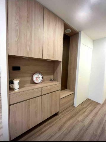 佶緯工程有限公司 - 玄關櫃 