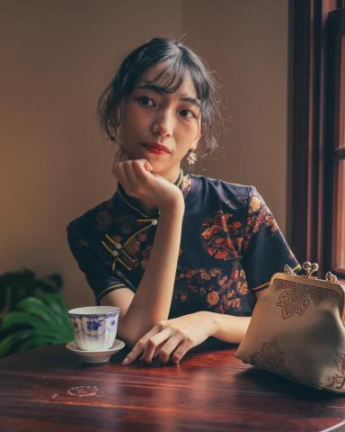 駱建台Tim - 人像寫真-大稻埕旗袍拍攝
https://www.instagram.com/reel/C4lIgznPRnX/?utm_source=ig_web_copy_link&igsh=MzRlODBiNWFlZA==