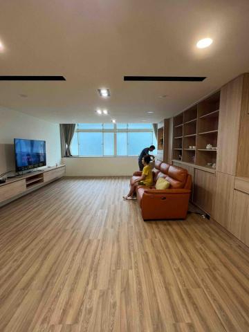 佶緯工程有限公司 - 全室翻新 簡約天花/系統櫃設計 直舖木地板