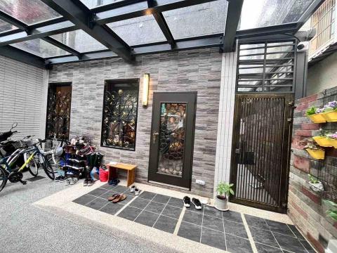 皇之城工程有限公司 - 