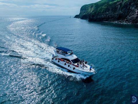 Left2 Studio 佐貳空中影視 - 遊艇空拍