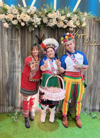 法莉絲主持企劃服務 - 鶯歌金龍鳳餐廳 法莉絲主持企劃服務 - 鶯歌金龍鳳餐廳