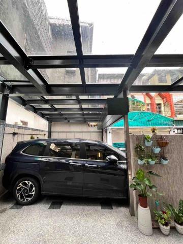 皇之城工程有限公司 - 