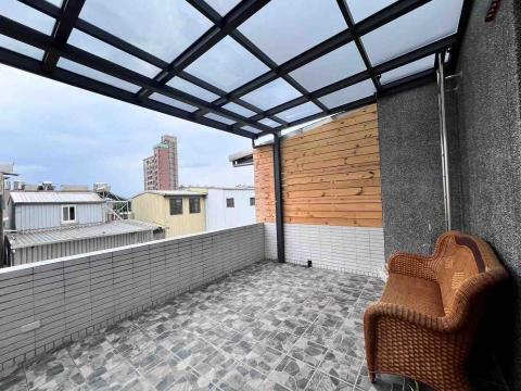 皇之城工程有限公司 - 