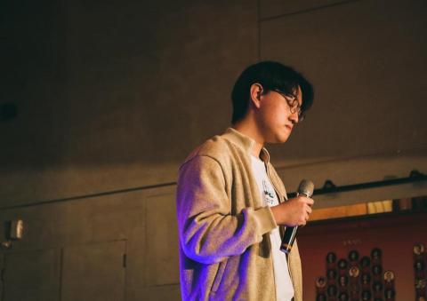 王彥棠 - 東吳大學唱歌比賽現場