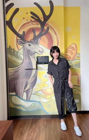 Yafaa彩繪工作室 - 高雄烘培坊
插畫文青風格。