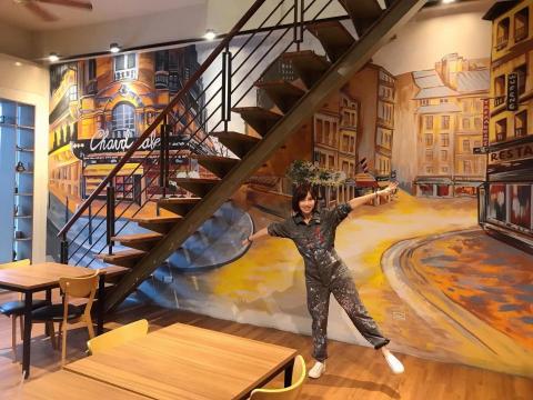 Yafaa彩繪工作室 - 台中咖啡廳_工業風格。
彩繪異國街道風景。