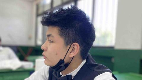 提供手工服務的專家劉竑志