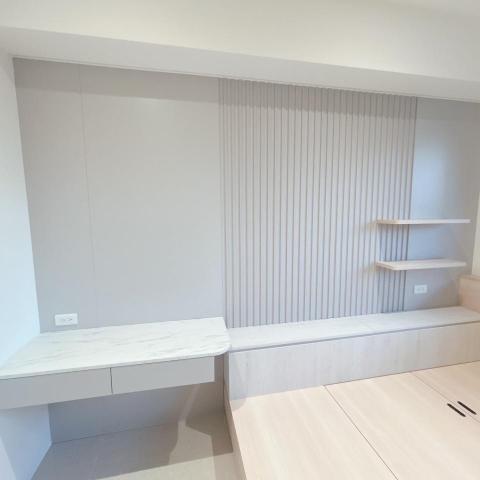 品匠系統櫥櫃有限公司 - 臥室收納床座及化妝桌