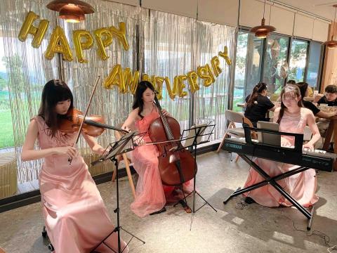 Renny小提琴 朵玥樂團 - 