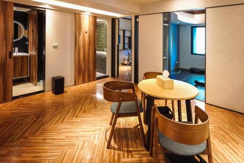 巨平方健身中心 - 提供有質感舒適的休息區