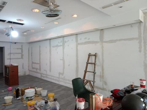 伊流油漆工程行 - 施工中