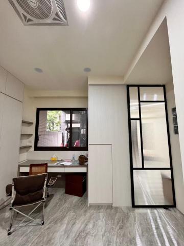 周恩澤 - 台中大里民宅