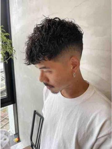 提供iphones服務的專家阿偉外送